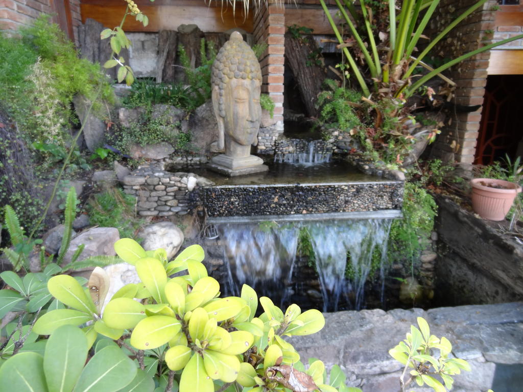 Hotel Mon Petit Villa Carlos Paz Exterior foto